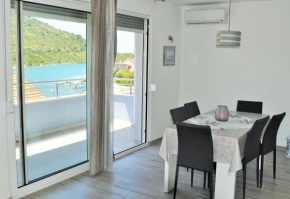 Отель Apartments Zora  Рогозница